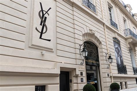 galerie yves saint laurent|yves saint laurent france.